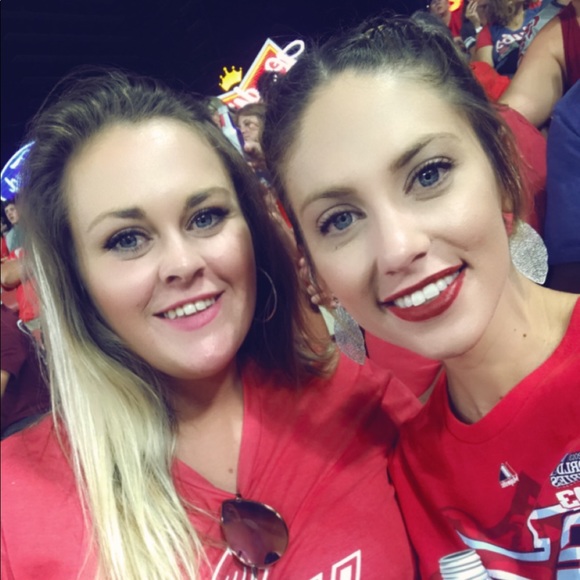 Meet your Posher, Kenzi - Picture 4 of 4